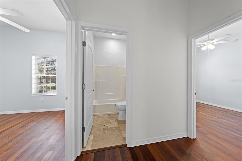 For Sale: $975,000 (6 beds, 6 baths, 3791 Square Feet)