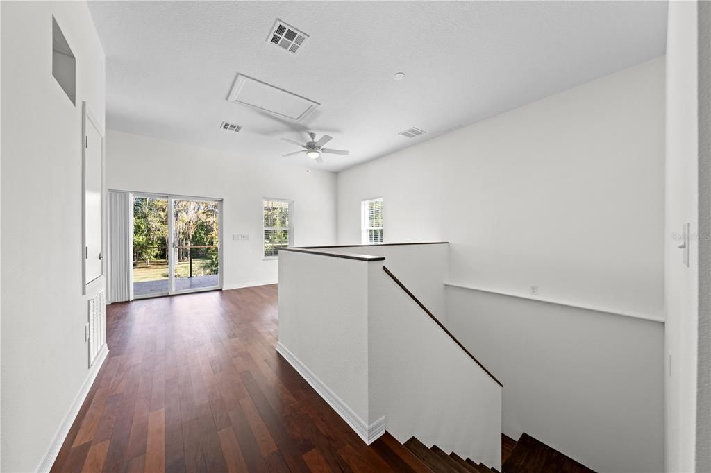 For Sale: $975,000 (6 beds, 6 baths, 3791 Square Feet)