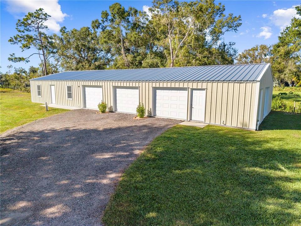 For Sale: $975,000 (6 beds, 6 baths, 3791 Square Feet)