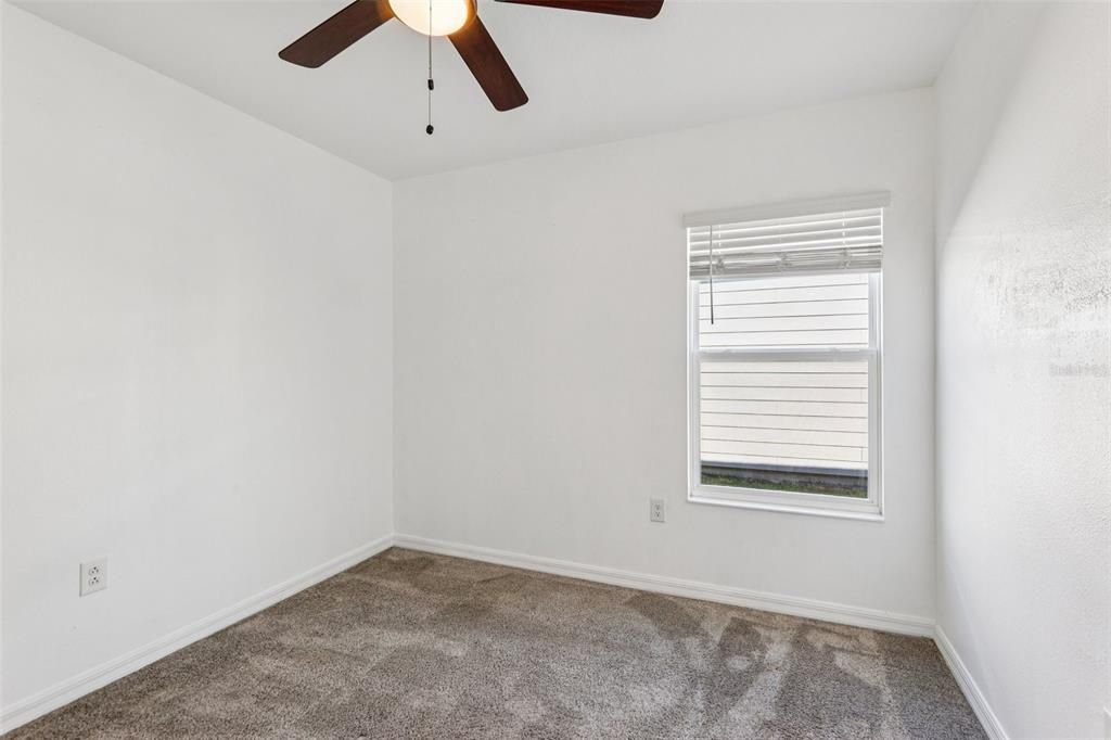 На продажу: $328,000 (3 спален, 2 ванн, 1260 Квадратных фут)