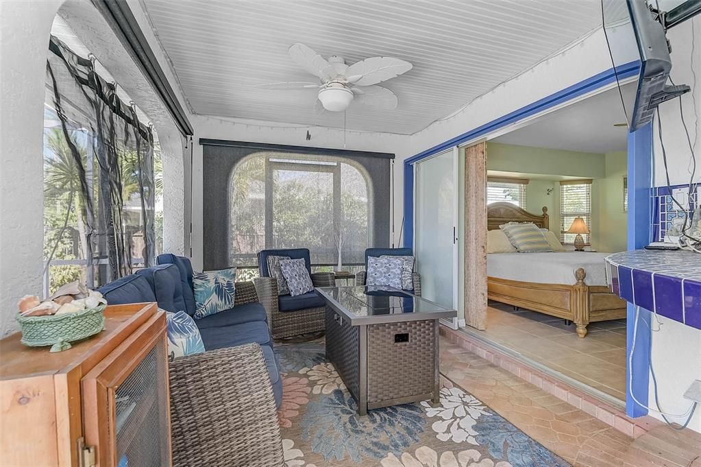 На продажу: $429,900 (3 спален, 2 ванн, 2078 Квадратных фут)