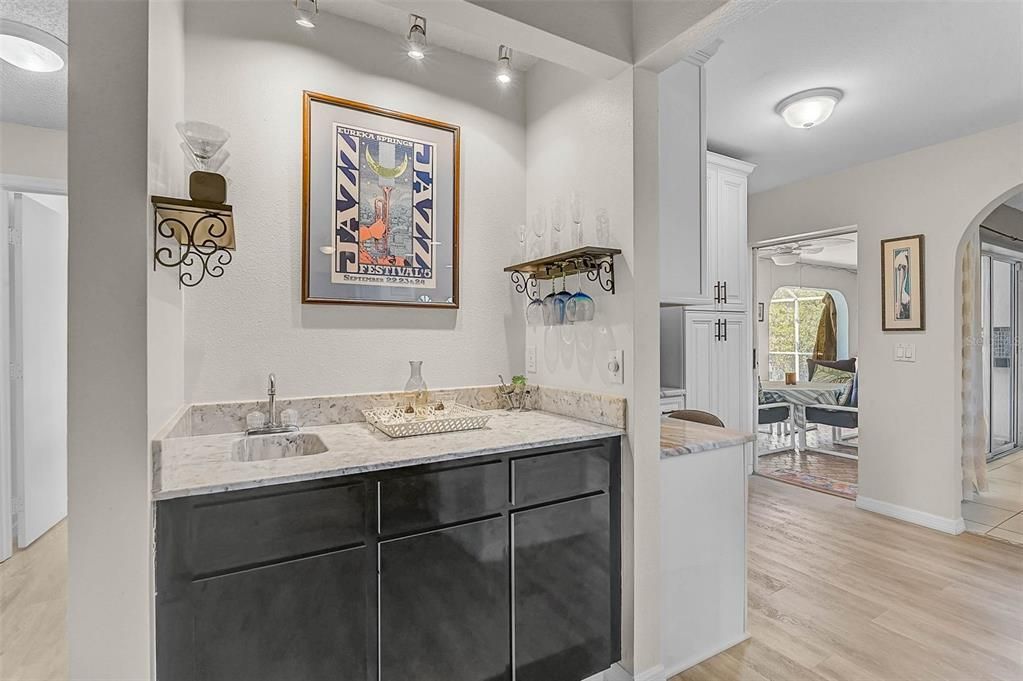 На продажу: $429,900 (3 спален, 2 ванн, 2078 Квадратных фут)