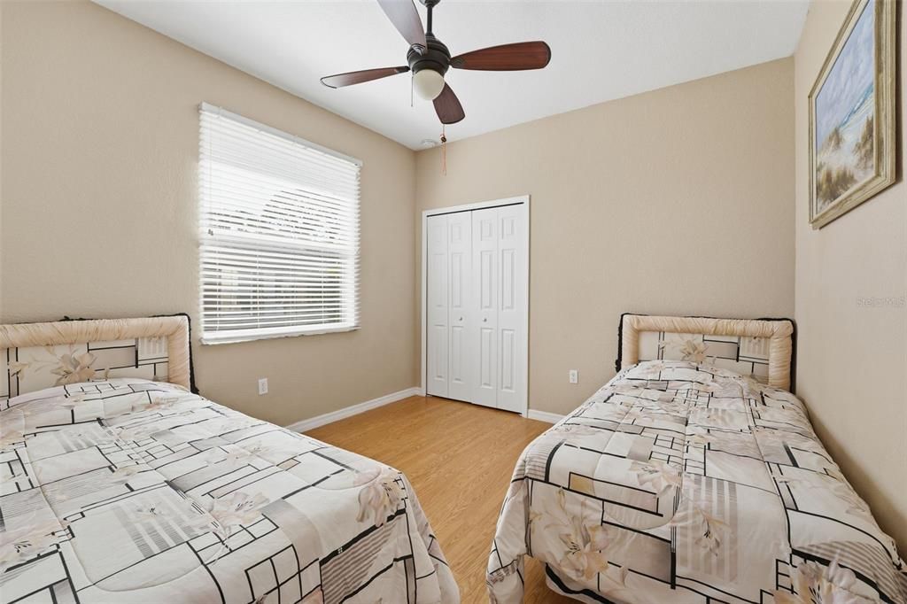 待售: $348,000 (3 贝兹, 2 浴室, 1978 平方英尺)