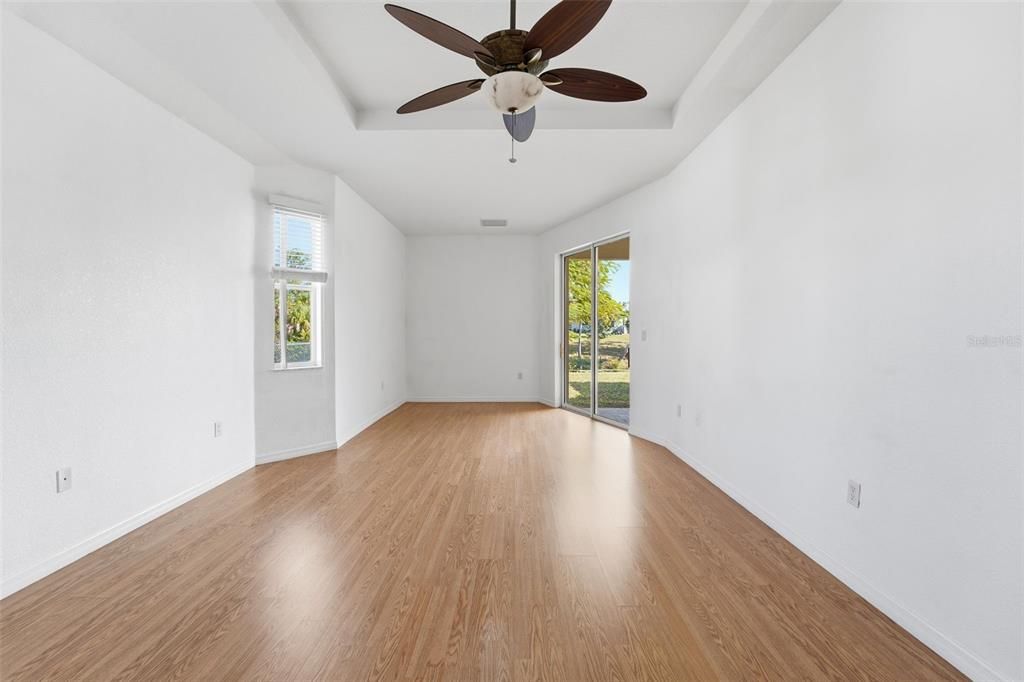 待售: $348,000 (3 贝兹, 2 浴室, 1978 平方英尺)