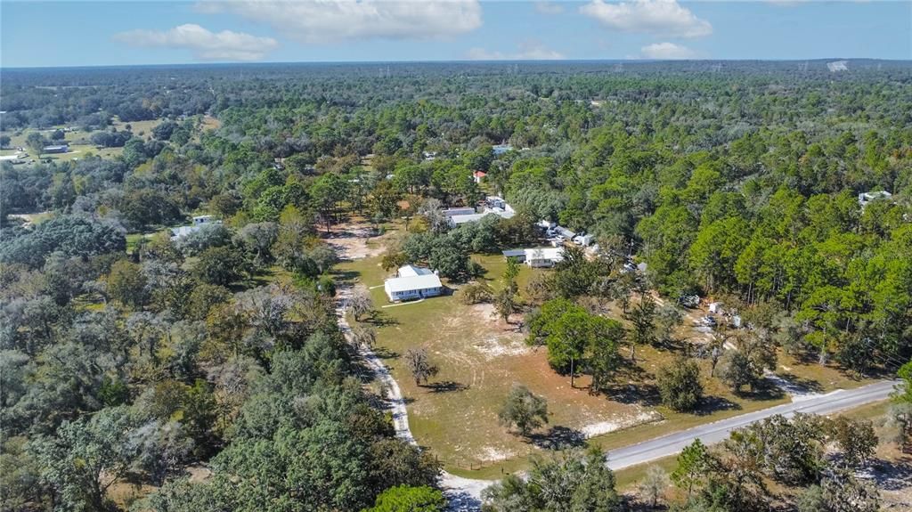 合同活跃: $345,000 (3 贝兹, 3 浴室, 1883 平方英尺)