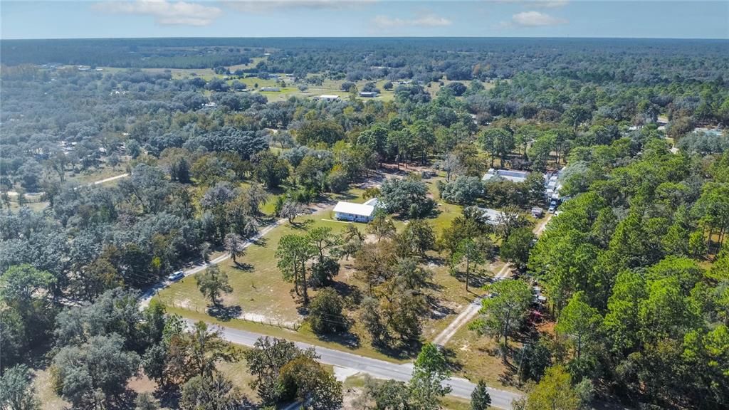 合同活跃: $345,000 (3 贝兹, 3 浴室, 1883 平方英尺)