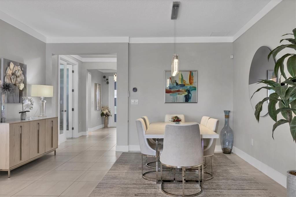 Под контрактом: $895,000 (3 спален, 3 ванн, 2217 Квадратных фут)