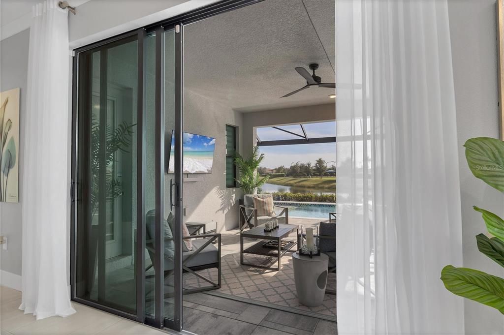 Под контрактом: $895,000 (3 спален, 3 ванн, 2217 Квадратных фут)