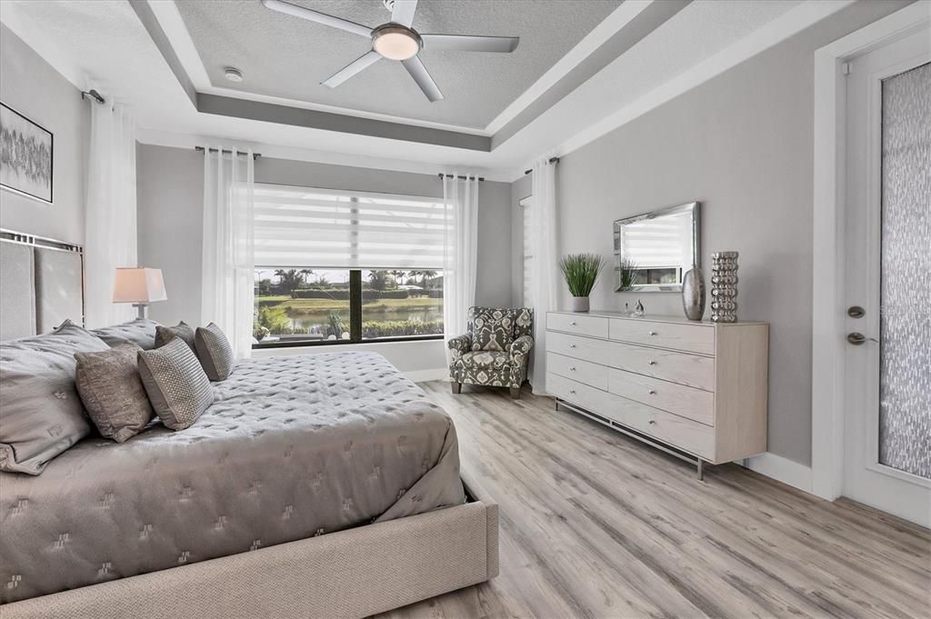 Под контрактом: $895,000 (3 спален, 3 ванн, 2217 Квадратных фут)