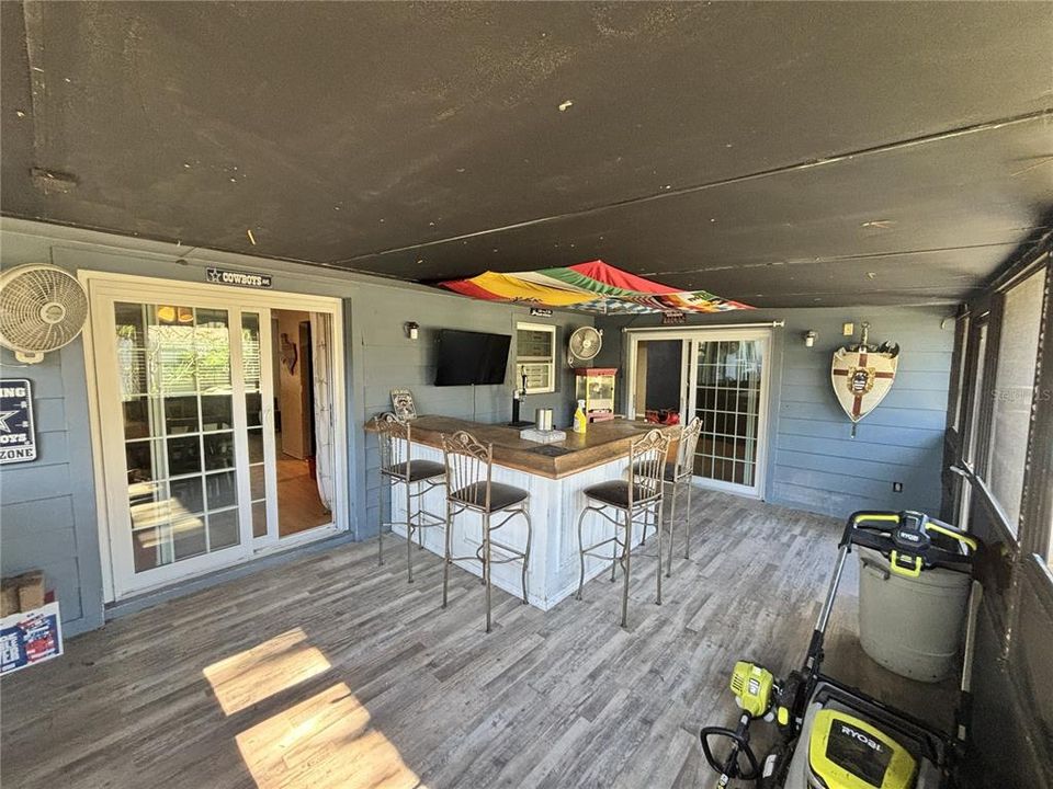 En Venta: $319,000 (3 camas, 2 baños, 1686 Pies cuadrados)