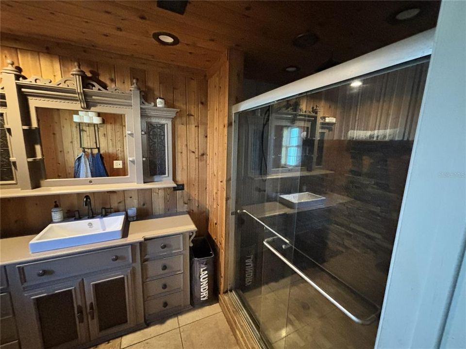 En Venta: $319,000 (3 camas, 2 baños, 1686 Pies cuadrados)