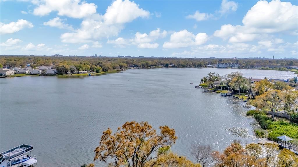 En Venta: $1,400,000 (5 camas, 3 baños, 3350 Pies cuadrados)