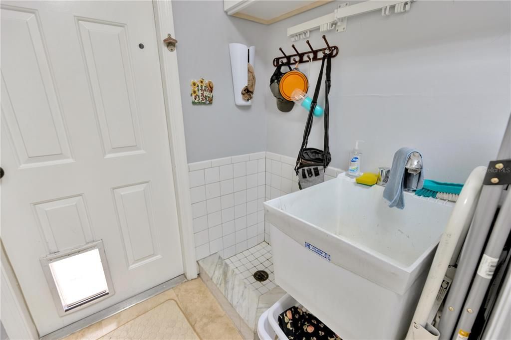 En Venta: $1,400,000 (5 camas, 3 baños, 3350 Pies cuadrados)