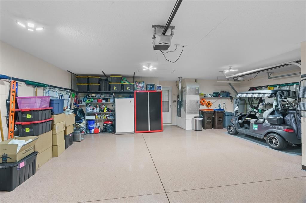 На продажу: $339,000 (3 спален, 2 ванн, 2093 Квадратных фут)