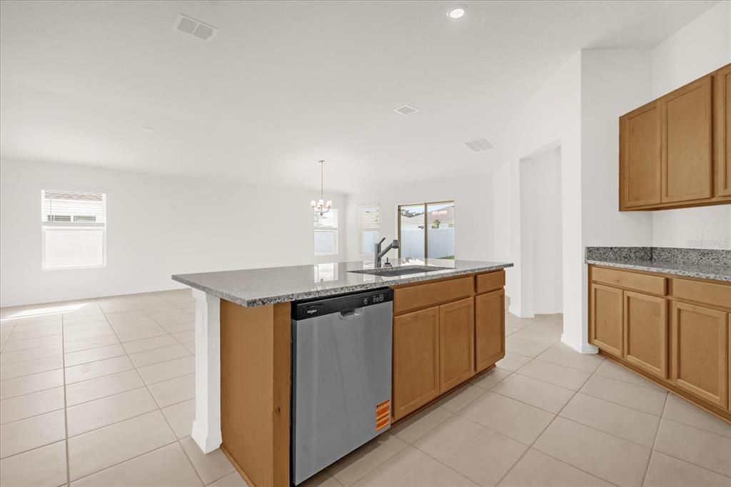 For Sale: $345,380 (4 beds, 2 baths, 1989 Square Feet)