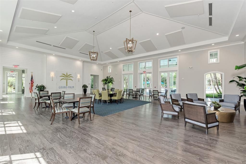 Active With Contract: $385,000 (2 beds, 2 baths, 1523 Square Feet)