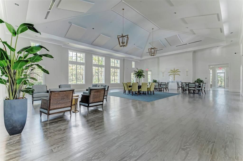 Active With Contract: $385,000 (2 beds, 2 baths, 1523 Square Feet)