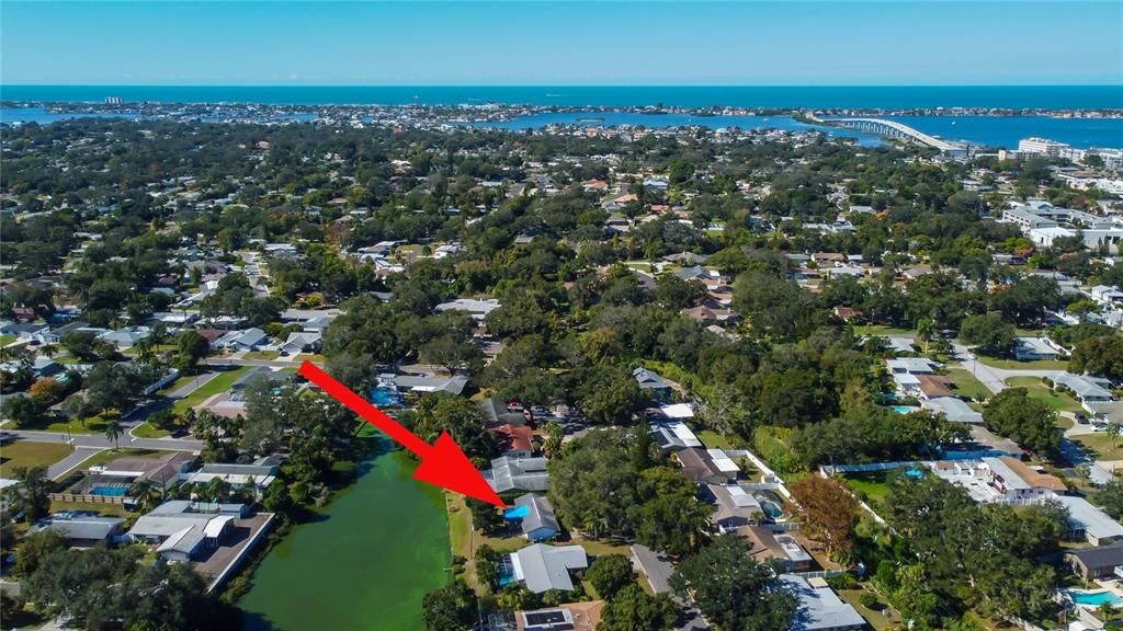 For Sale: $179,900 (2 beds, 1 baths, 1080 Square Feet)