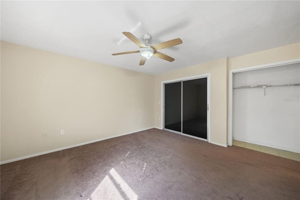 Active With Contract: $285,000 (3 beds, 2 baths, 1564 Square Feet)