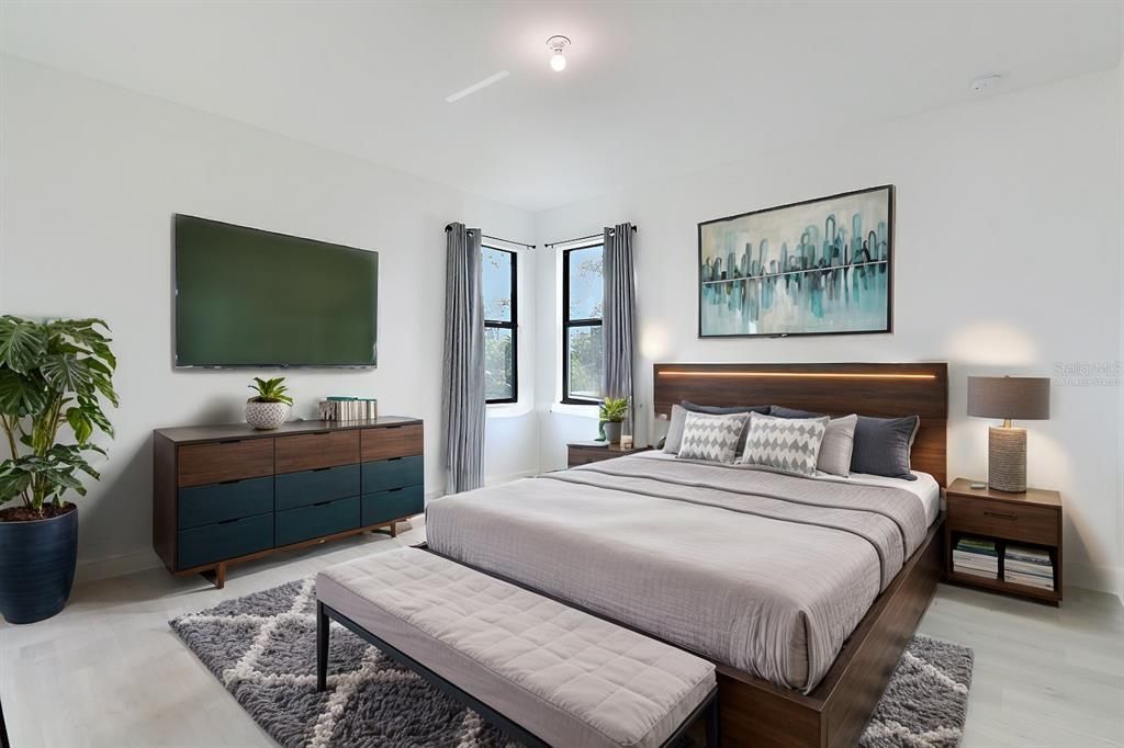 合同活跃: $1,450,000 (3 贝兹, 3 浴室, 3162 平方英尺)