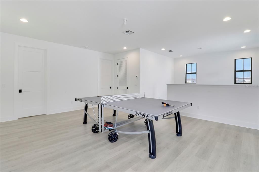 合同活跃: $1,450,000 (3 贝兹, 3 浴室, 3162 平方英尺)