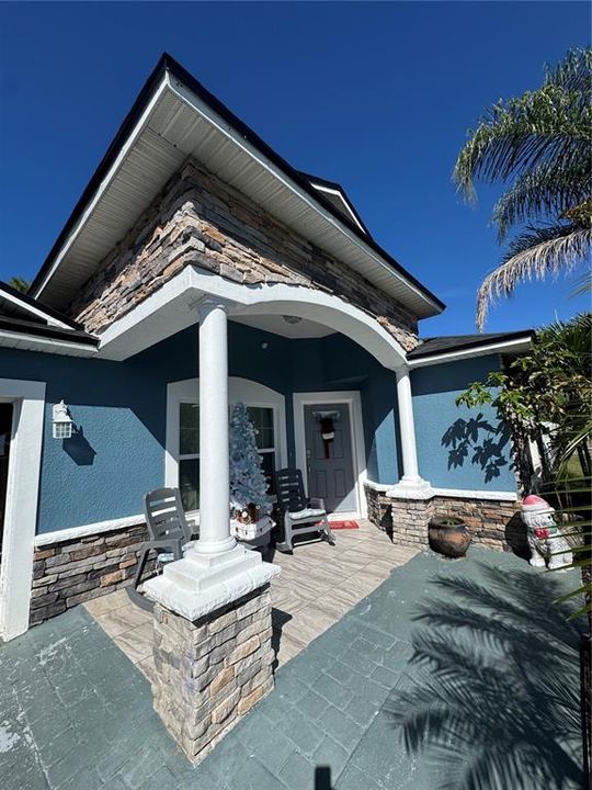 Active With Contract: $330,000 (4 beds, 3 baths, 1999 Square Feet)