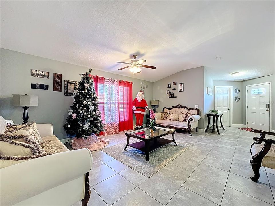 Active With Contract: $330,000 (4 beds, 3 baths, 1999 Square Feet)