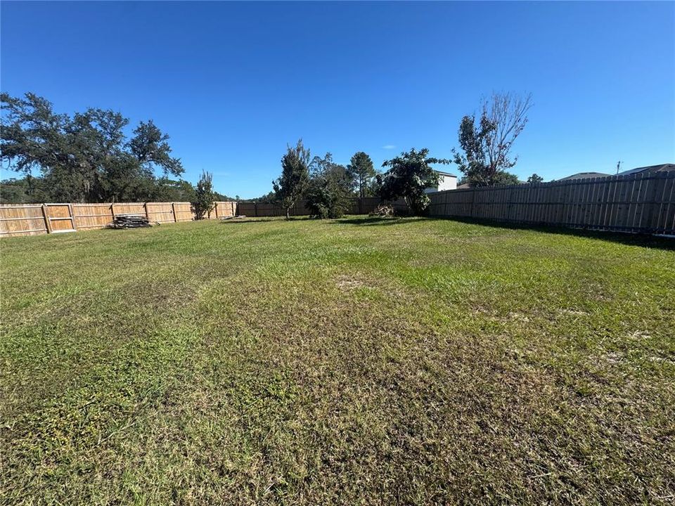 Active With Contract: $330,000 (4 beds, 3 baths, 1999 Square Feet)