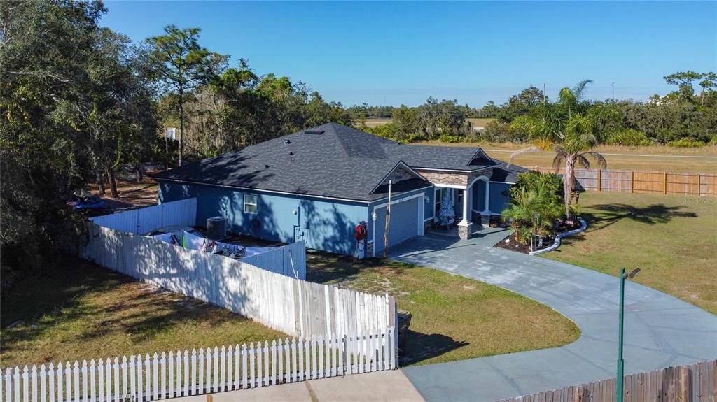 Active With Contract: $330,000 (4 beds, 3 baths, 1999 Square Feet)