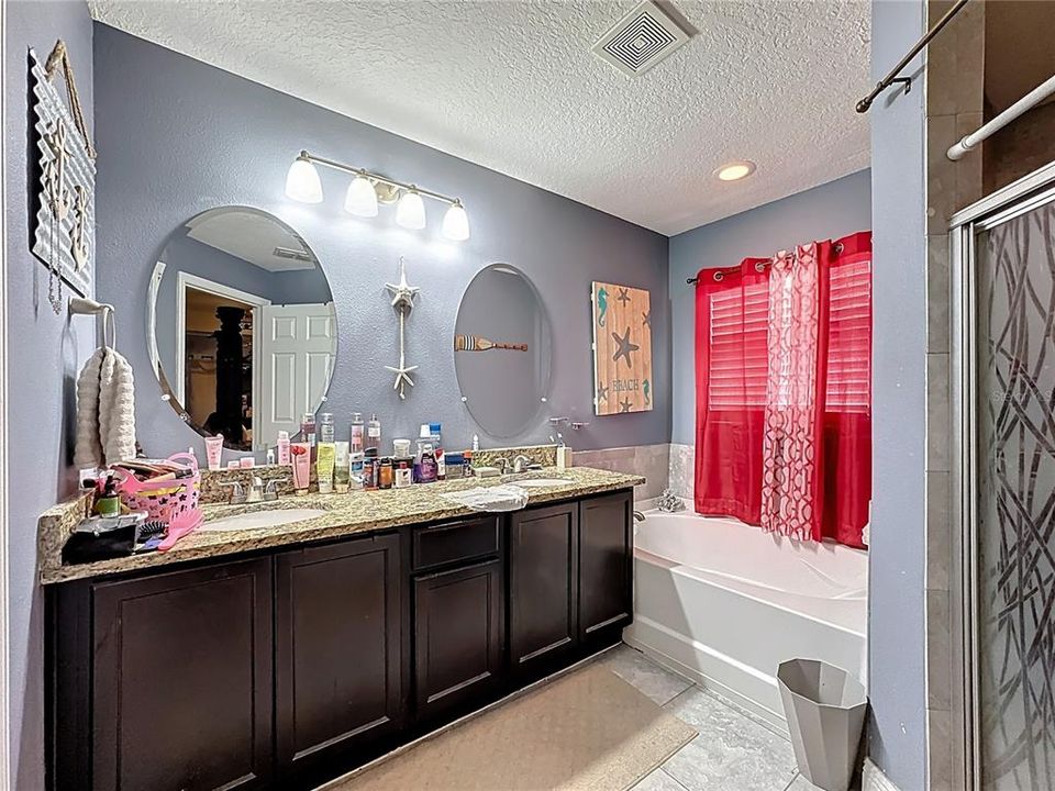 Active With Contract: $330,000 (4 beds, 3 baths, 1999 Square Feet)