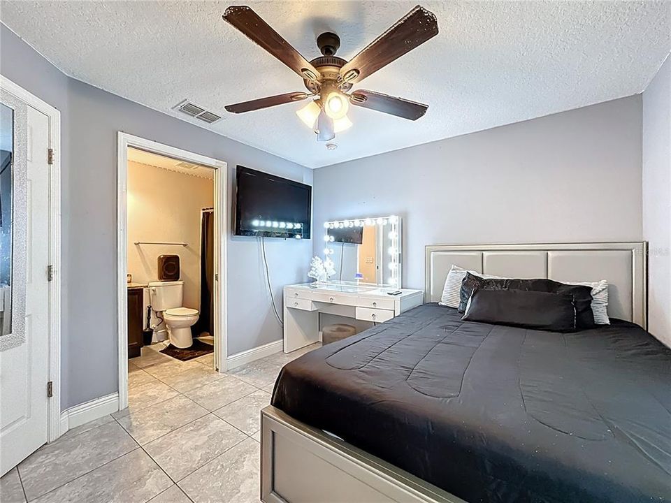 Active With Contract: $330,000 (4 beds, 3 baths, 1999 Square Feet)