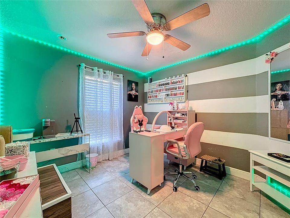 Active With Contract: $330,000 (4 beds, 3 baths, 1999 Square Feet)