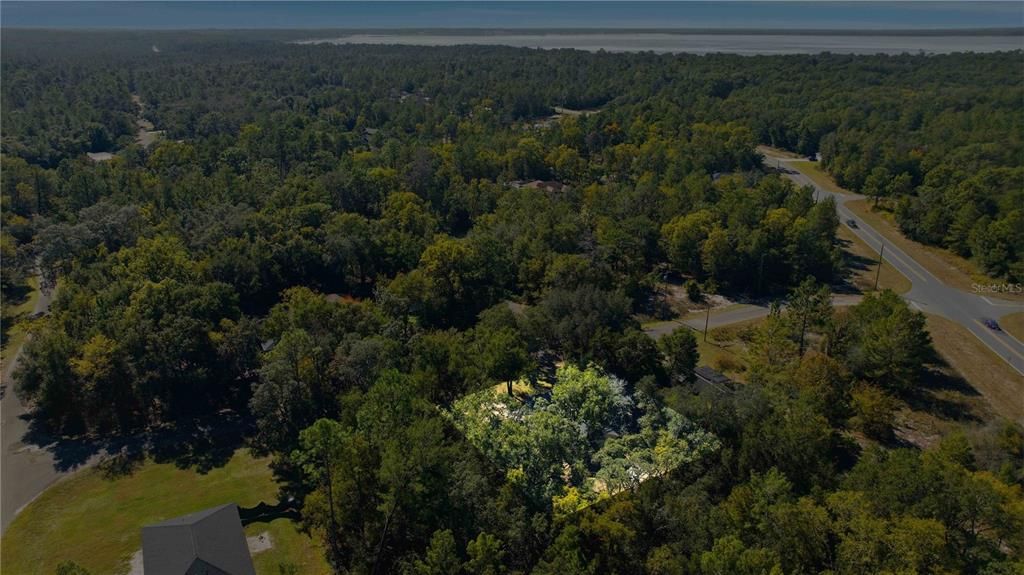 Activo con contrato: $235,000 (3 camas, 2 baños, 1079 Pies cuadrados)