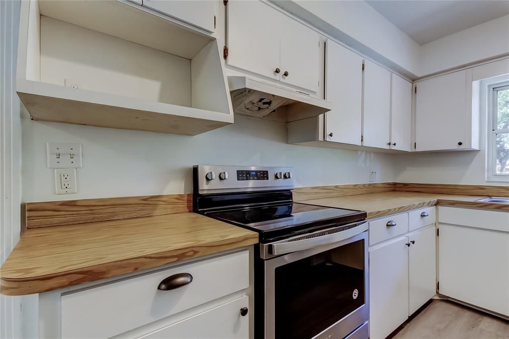 En Venta: $399,900 (2 camas, 2 baños, 1434 Pies cuadrados)