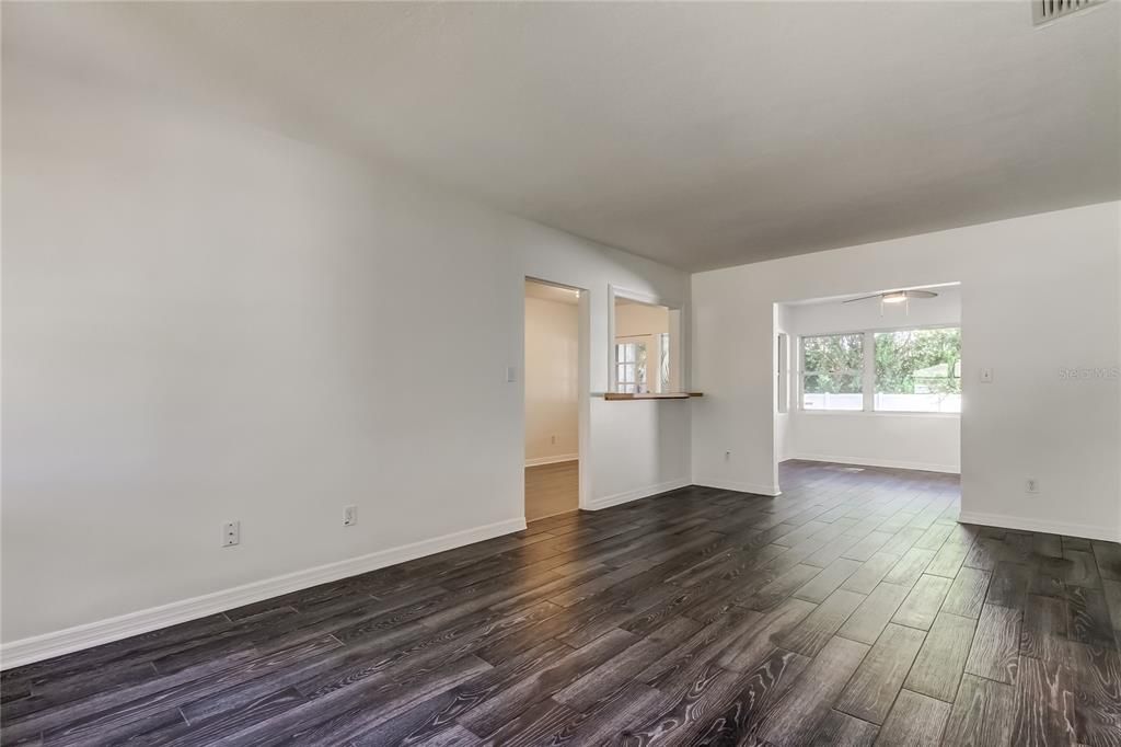 En Venta: $399,900 (2 camas, 2 baños, 1434 Pies cuadrados)