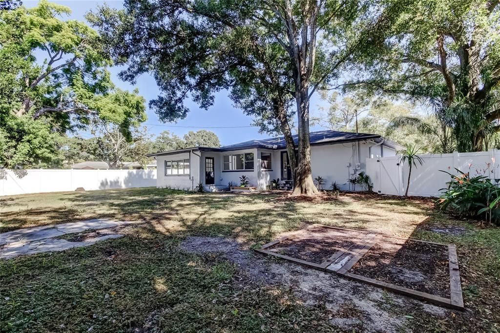 En Venta: $399,900 (2 camas, 2 baños, 1434 Pies cuadrados)