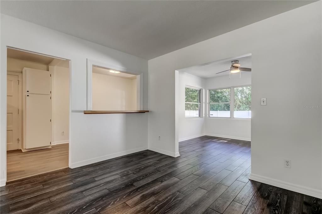 En Venta: $399,900 (2 camas, 2 baños, 1434 Pies cuadrados)