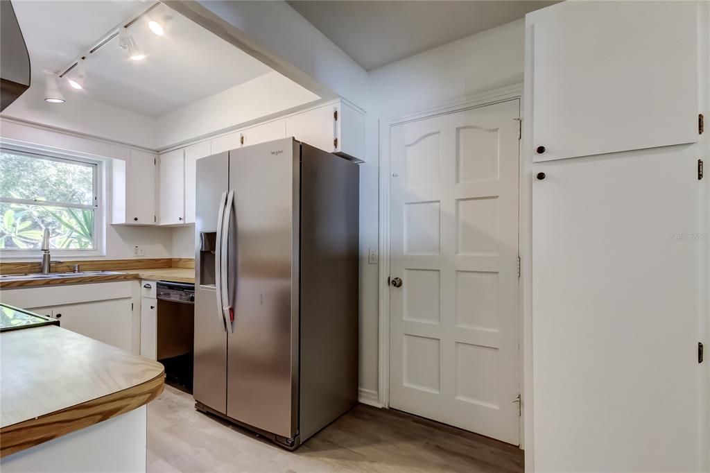 En Venta: $399,900 (2 camas, 2 baños, 1434 Pies cuadrados)