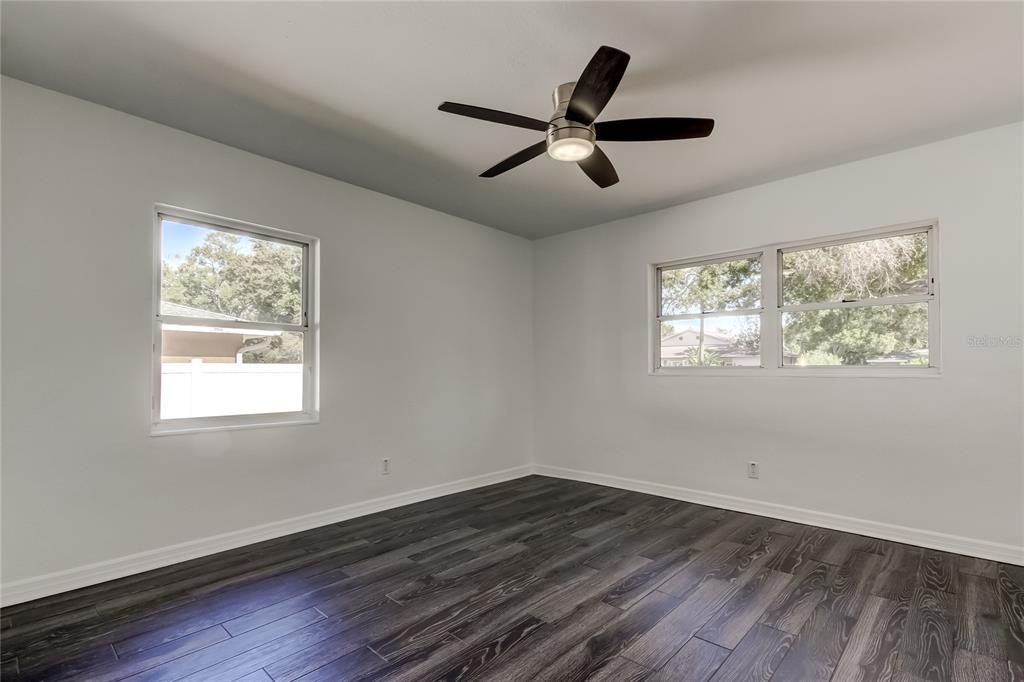 En Venta: $399,900 (2 camas, 2 baños, 1434 Pies cuadrados)