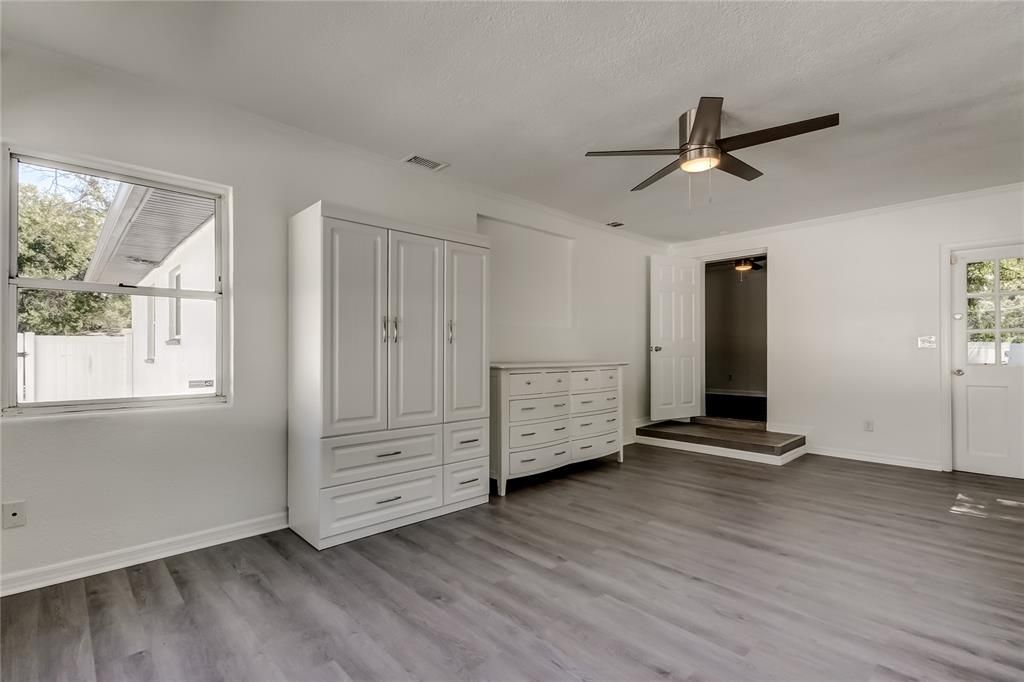 En Venta: $399,900 (2 camas, 2 baños, 1434 Pies cuadrados)