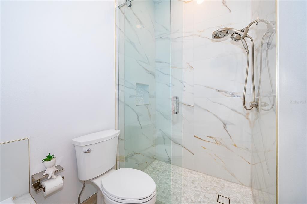 En Renta: $4,000 (3 camas, 2 baños, 1227 Pies cuadrados)