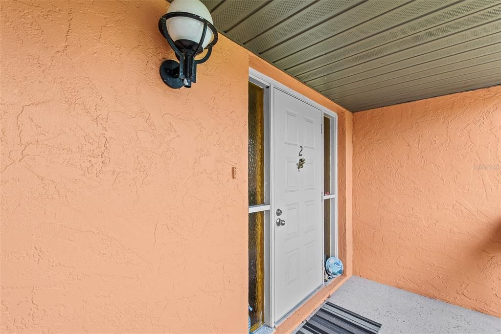 待售: $235,000 (2 贝兹, 2 浴室, 1012 平方英尺)