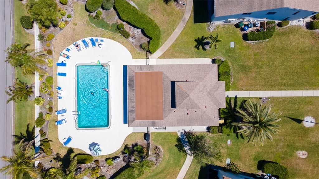 For Sale: $229,000 (2 beds, 2 baths, 1194 Square Feet)