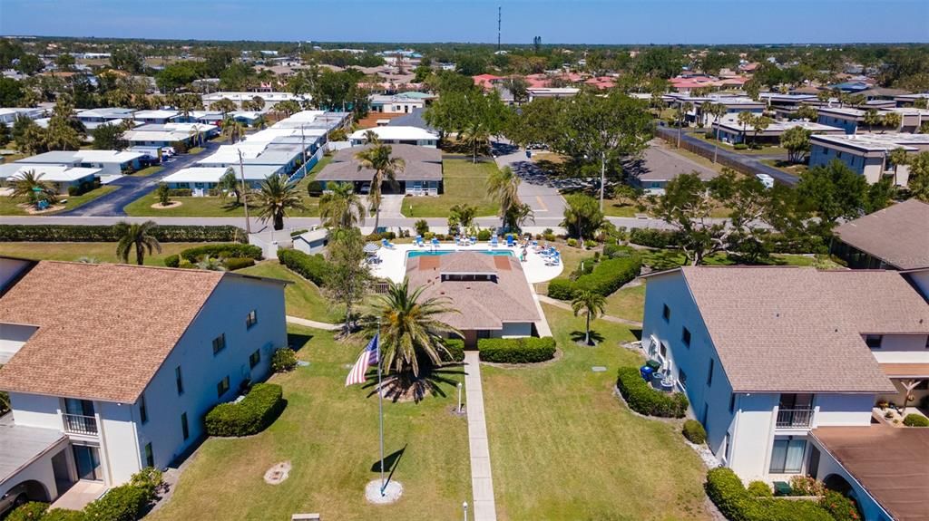 For Sale: $229,000 (2 beds, 2 baths, 1194 Square Feet)