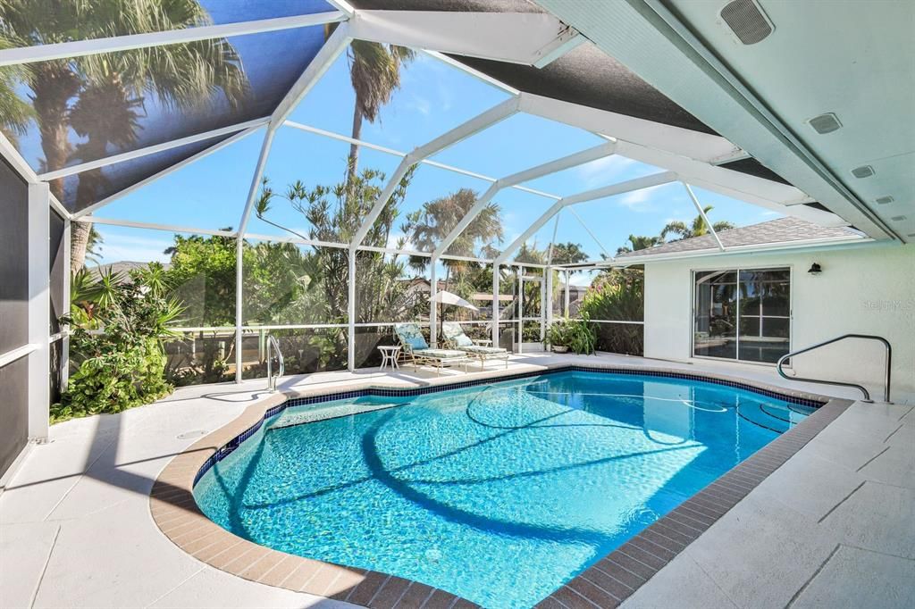 For Sale: $639,900 (3 beds, 2 baths, 2057 Square Feet)