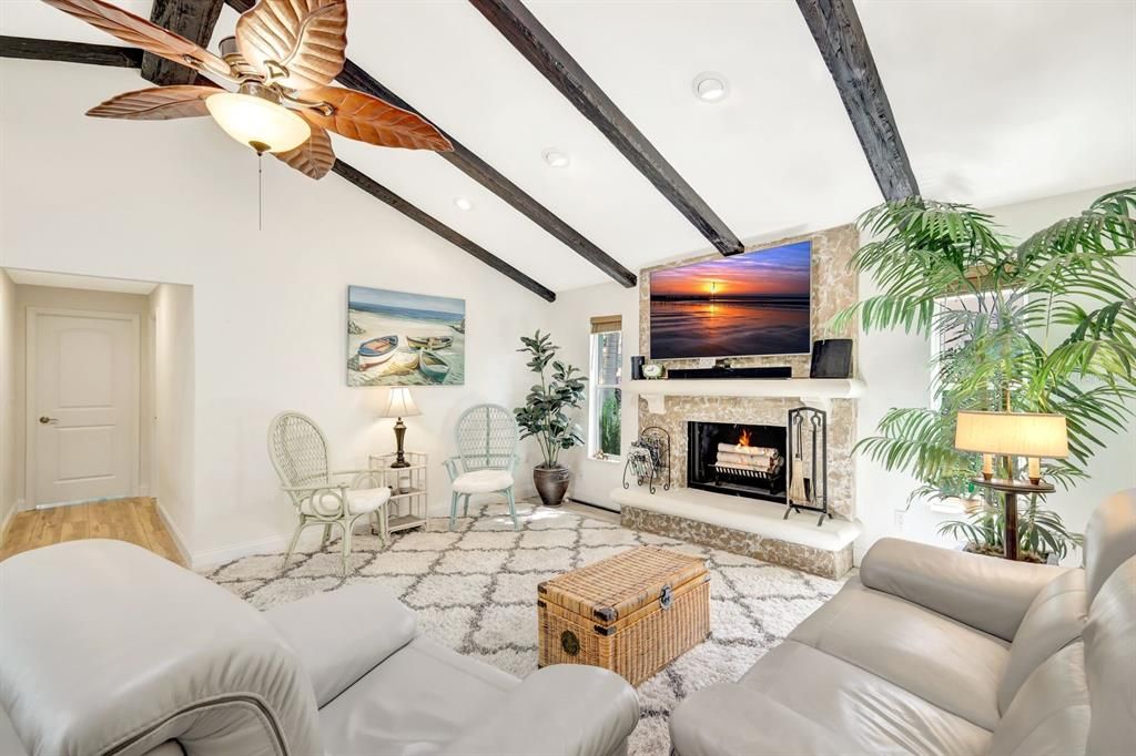 For Sale: $639,900 (3 beds, 2 baths, 2057 Square Feet)