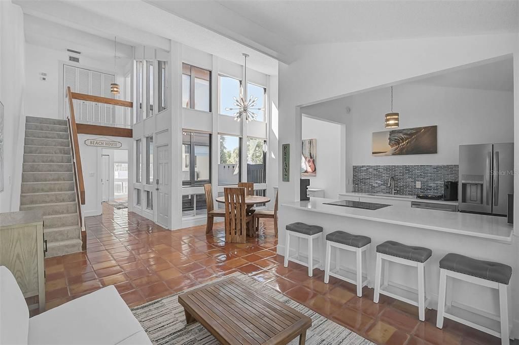 В аренду: $5,000 (2 спален, 2 ванн, 1090 Квадратных фут)