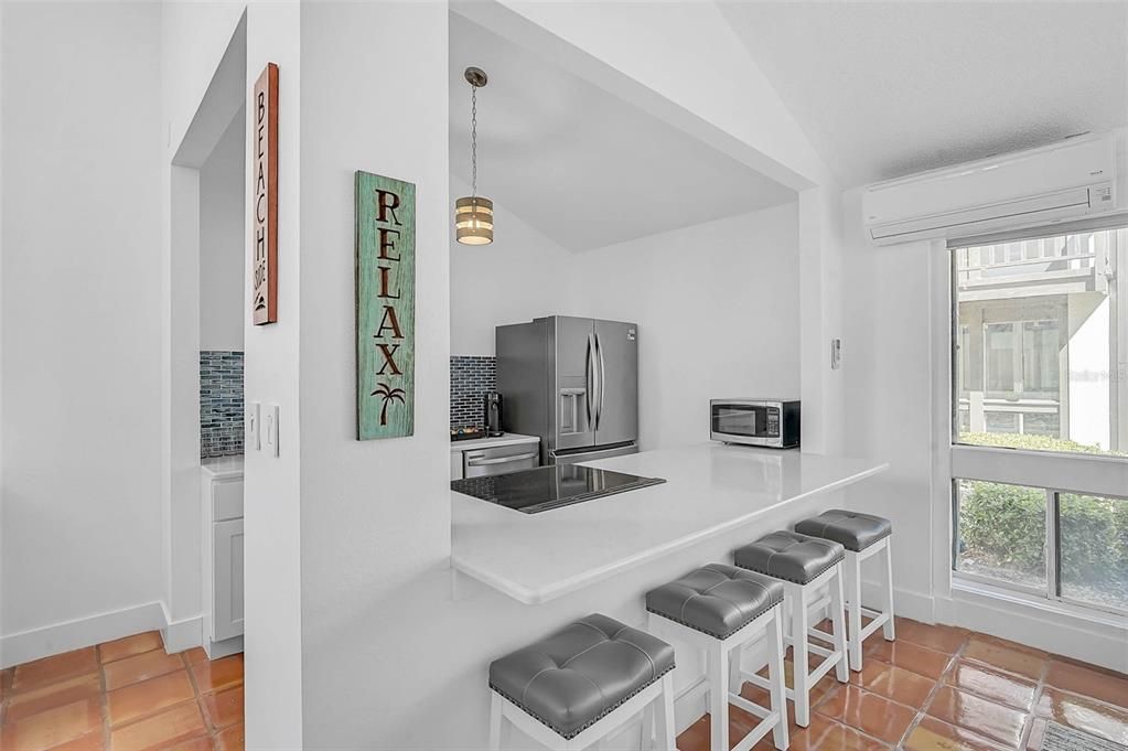 В аренду: $5,000 (2 спален, 2 ванн, 1090 Квадратных фут)