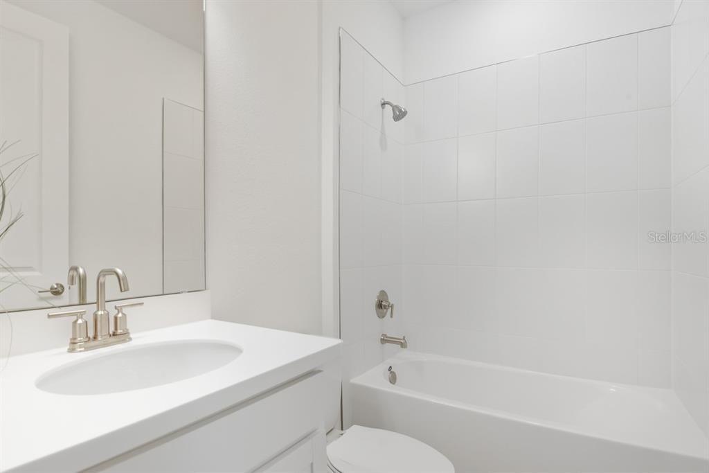 На продажу: $537,909 (3 спален, 2 ванн, 2055 Квадратных фут)