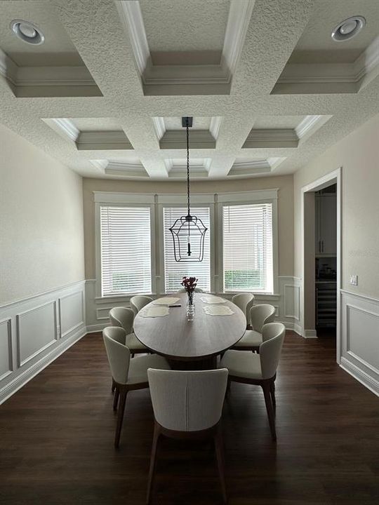 待售: $1,790,000 (5 贝兹, 3 浴室, 4940 平方英尺)